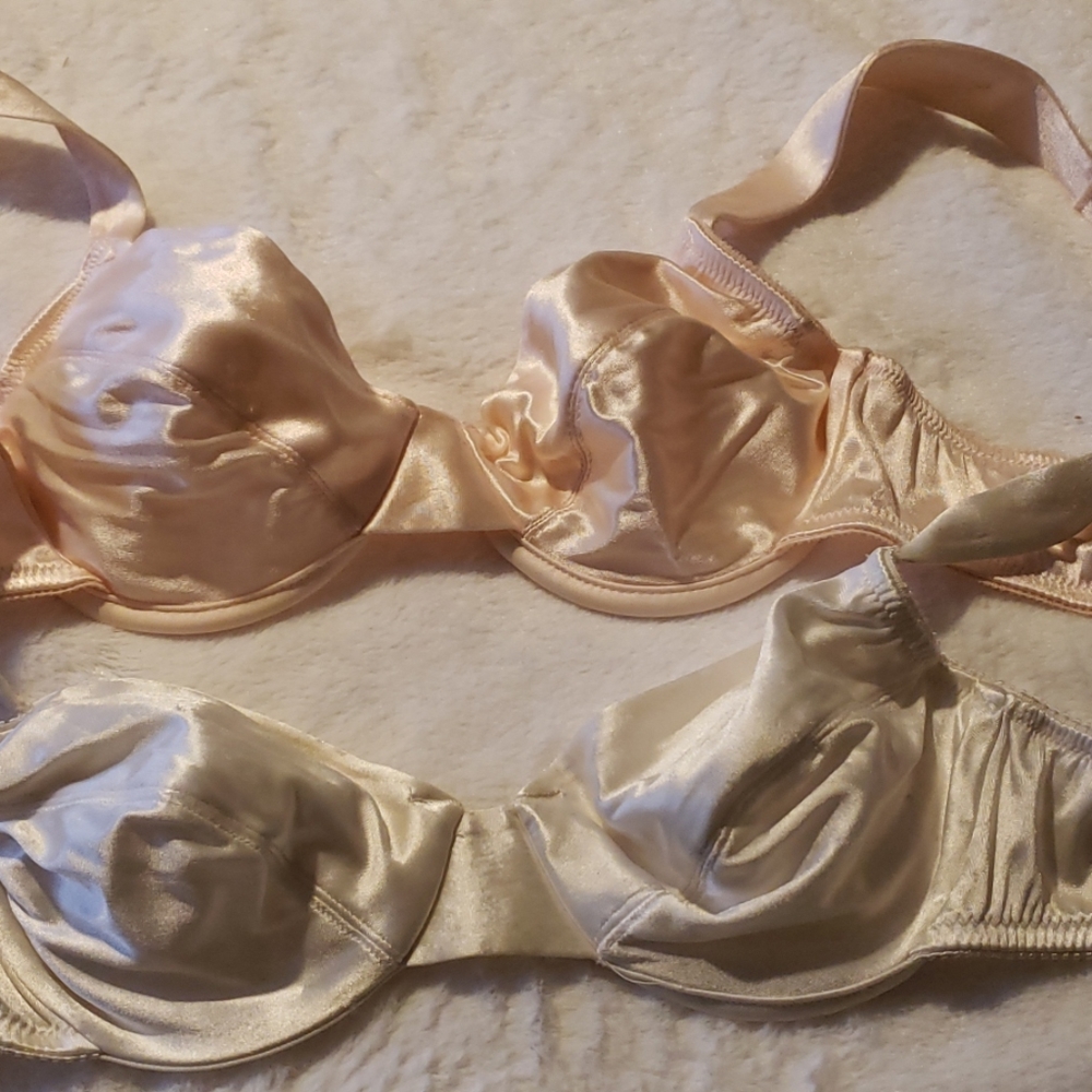 Victoria secret bras silk no padding